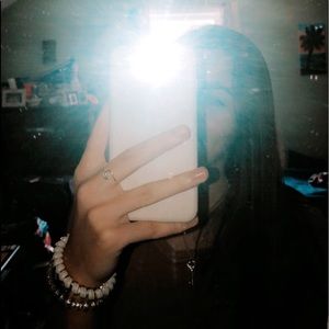 Meet your Posher, Isabelle